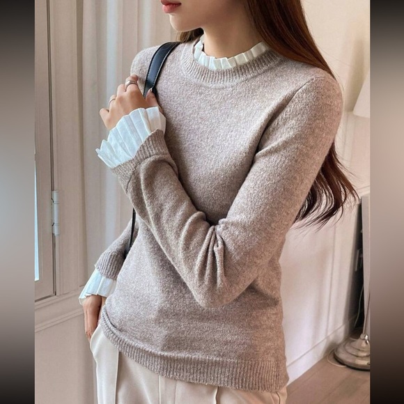 Light beige & white Contrast Trim ruffle Sleeve 2 in 1 style knit Sweater blouse - Picture 4 of 4